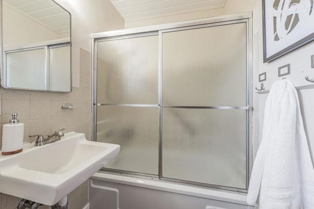 2104 Lexington Avenue, San Mateo CA: https://media.crmls.org/mediaz/c71c6e50-c766-4694-a7c0-f56252e4c1e2.jpg