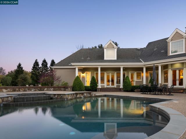 Image 4 of 60 For 5401 Penny Ln