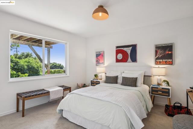 1310 Grizzly Peak Blvd, Berkeley CA: https://media.crmls.org/mediaz/c71e2fac-1166-4c14-b939-4891b50ce6d8.jpg