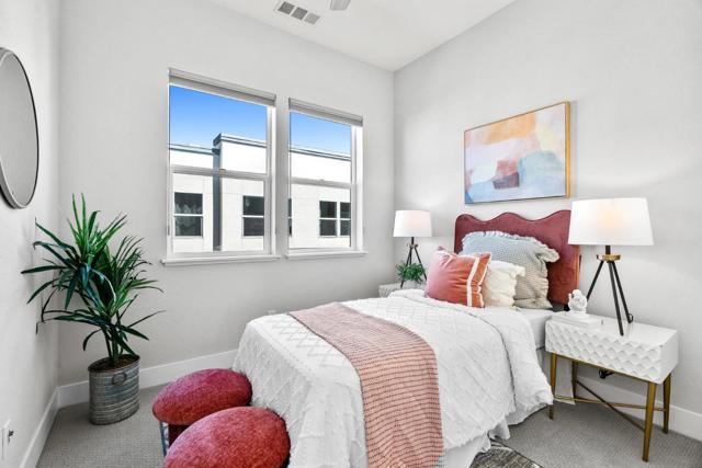 417 Santo Domingo Terrace, Sunnyvale CA: https://media.crmls.org/mediaz/c71f5c73-f75e-4fe2-a886-ead5498e1e13.jpg