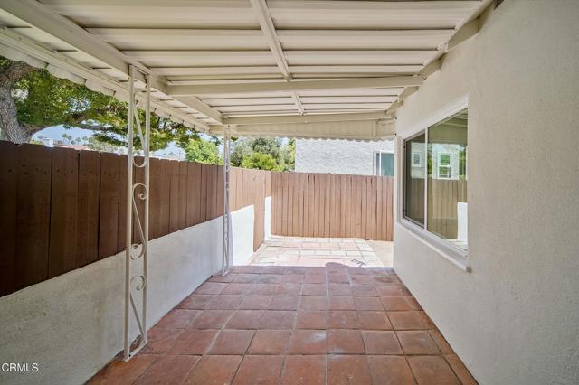 838 Highland Avenue, Glendale CA: https://media.crmls.org/mediaz/c71fd617-f16a-44e0-8c77-a197040de26d.jpg