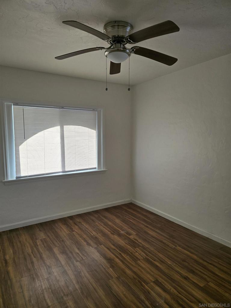 4527 Esther Street - photo 12