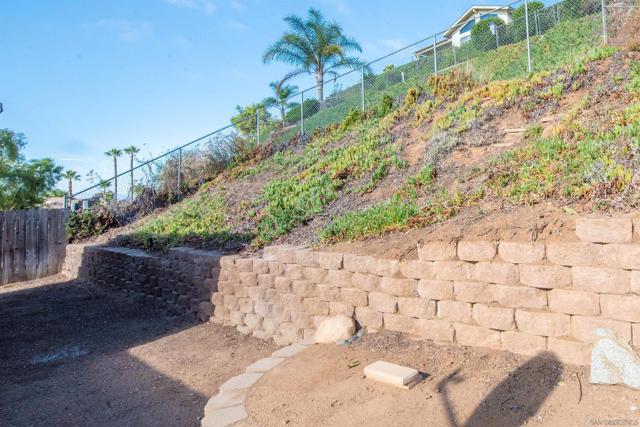 14728 Jeff Park Lane, Poway CA: https://media.crmls.org/mediaz/c7208a52-94b2-4e8c-8cd1-5dc4c7222bc6.jpg
