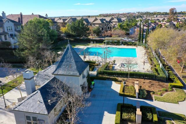 Detail Gallery Image 34 of 42 For 1459 Claude Ln #4,  Chula Vista,  CA 91913 - 3 Beds | 2/1 Baths