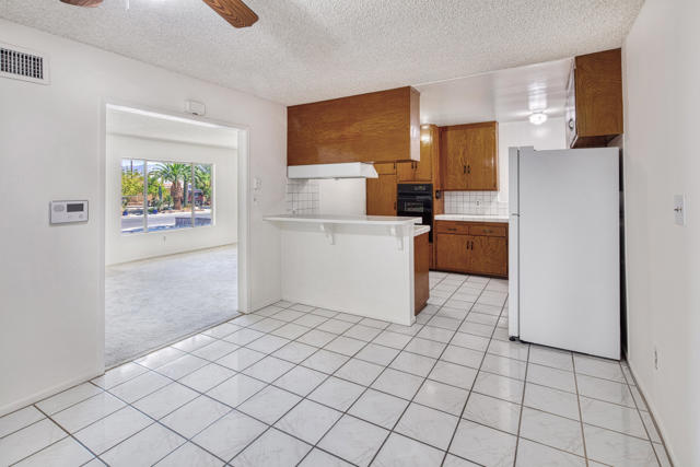 81103 Alberta Avenue, Indio CA: https://media.crmls.org/mediaz/c7237ba6-62af-4be0-86c3-e4141859fb24.jpg