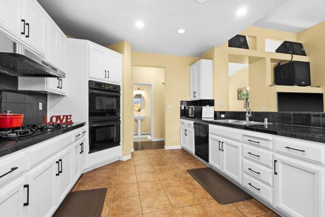 354 Vasconcellos Avenue, Manteca CA: https://media.crmls.org/mediaz/c7242c82-0b61-4101-9c4d-c7f2b319294f.jpg