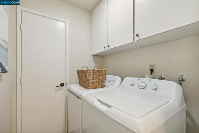 Image 31 of 59 For 2274 Dapplegray Lane