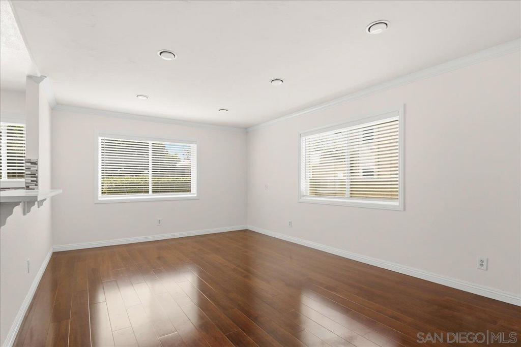7545 Charmant Drive - photo 3