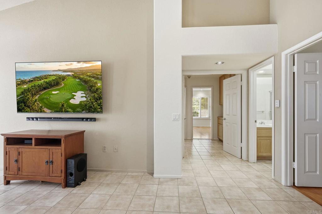 4950 Lerkas Way - photo 13