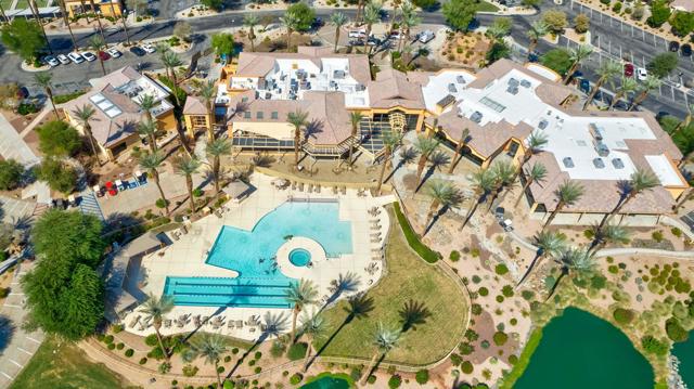 35232 Moorbrook Road, Palm Desert CA: https://media.crmls.org/mediaz/c727fbed-ec53-4086-affe-695751b33a76.jpg