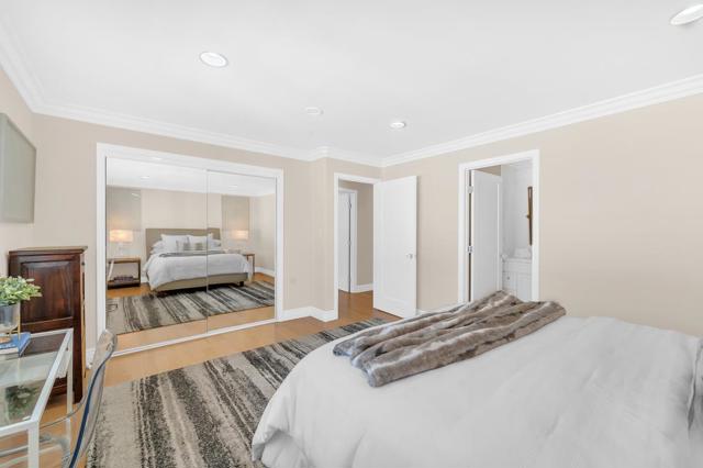 600 Pennsylvania, Los Gatos CA: https://media.crmls.org/mediaz/c728121f-b944-47d0-a51d-6e5f6e3778e3.jpg