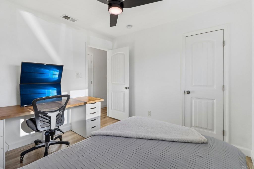 2852 Yvonne St - photo 18