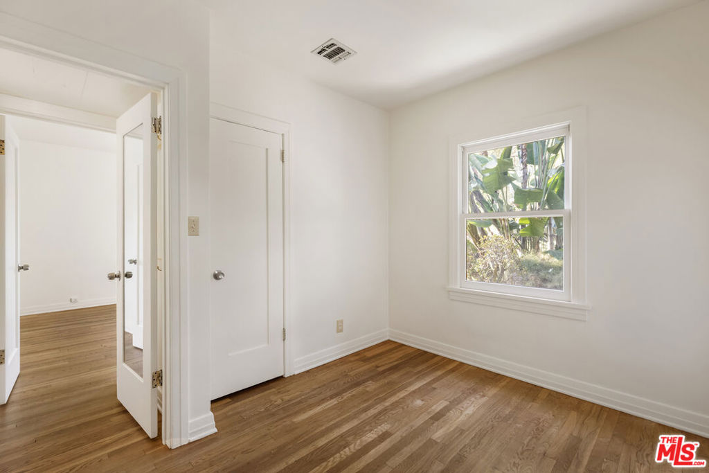 MLS #26856335 image #47