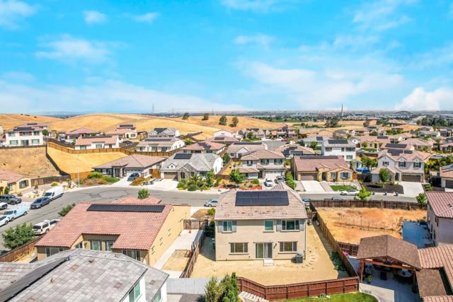 4535 Bitter Street, Antioch CA: https://media.crmls.org/mediaz/c7294e63-cabf-42c4-94ef-7ffbdfca6368.jpg