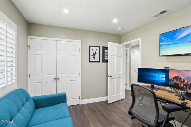 5406 luis Drive, Agoura Hills CA: https://media.crmls.org/mediaz/c72959a1-6e84-482c-9111-b710c36e0e94.jpg