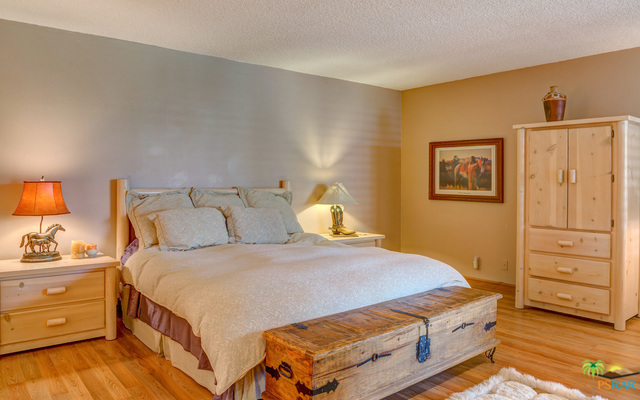 1597 E Sierra Way, Palm Springs CA: https://media.crmls.org/mediaz/c729a0c0-d498-4a5b-bbca-1ae51f98003f.jpg
