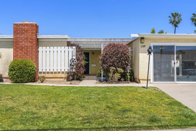 5768 CAMBER DR, San Diego CA: https://media.crmls.org/mediaz/c72bf5e3-7d90-4f69-9edc-ed458091e7fd.jpg