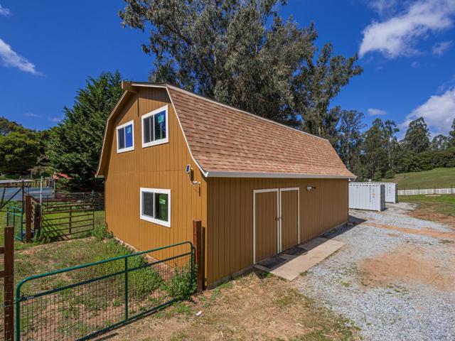 20150 Tarawild Court, Prunedale CA: https://media.crmls.org/mediaz/c72c188c-cdca-4a45-9380-1faceb22c245.jpg
