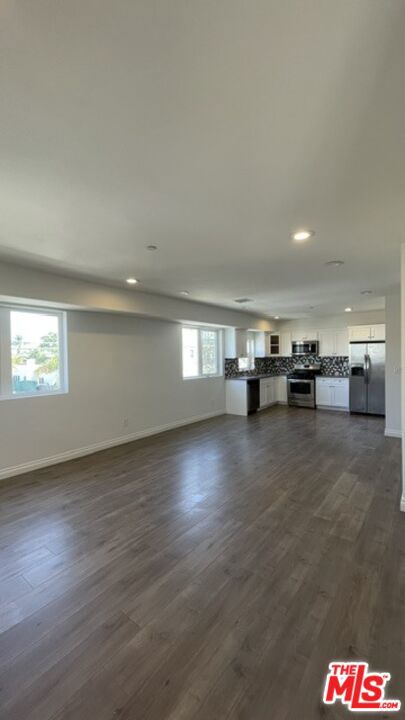5733 Fulcher Avenue photo 65