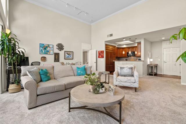 130 E San Fernando Street, San Jose CA: https://media.crmls.org/mediaz/c72e4ff4-f5da-4478-8168-b7da6451b5d3.jpg