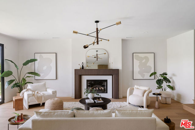 4731 Don Miguel Drive, Los Angeles CA: https://media.crmls.org/mediaz/c7303aa2-1b3c-4279-8467-d2d0090e07af.jpg