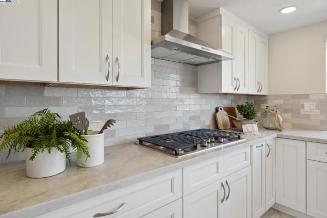 44030 Geddy Court, Fremont CA: https://media.crmls.org/mediaz/c7303add-8230-4123-a997-7662ee153af5.jpg