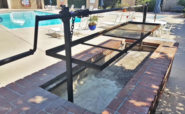 Detail Gallery Image 36 of 40 For 135 Tranquila Dr #61,  Camarillo,  CA 93012 - 3 Beds | 2 Baths