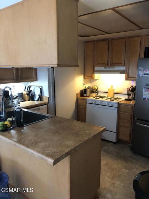 2141 N Ventura Road, Oxnard CA: https://media.crmls.org/mediaz/c730dda4-8c78-47aa-bbf5-a53707be8a39.jpg