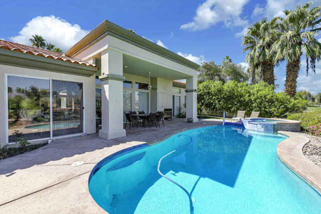 Image 25 of 34 For 42780 Caballeros Drive