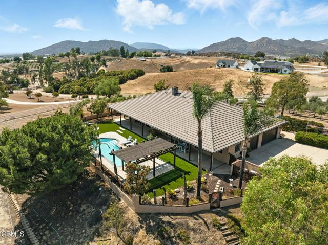 38470 Ave De La Bandolero, Temecula CA: https://media.crmls.org/mediaz/c7318468-2c68-438d-8ecf-34cd5a8bd439.jpg
