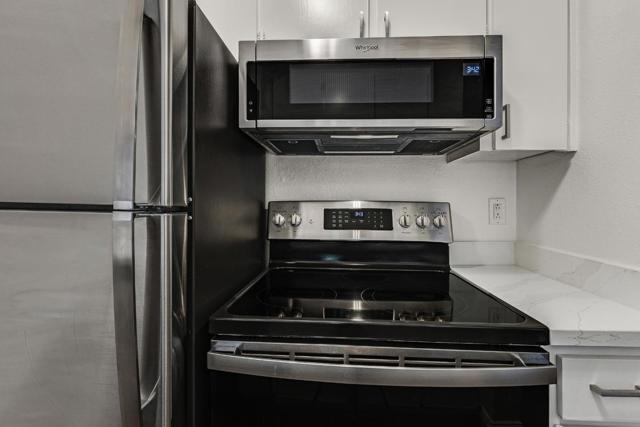 6109 Shelter Creek Lane, San Bruno CA: https://media.crmls.org/mediaz/c731a308-e47b-41bd-bdbb-40842094cb1b.jpg