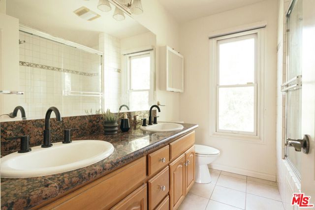 322 Alpine Street, Pasadena CA: https://media.crmls.org/mediaz/c731e15d-e734-4607-8454-28270b5a72ed.jpg