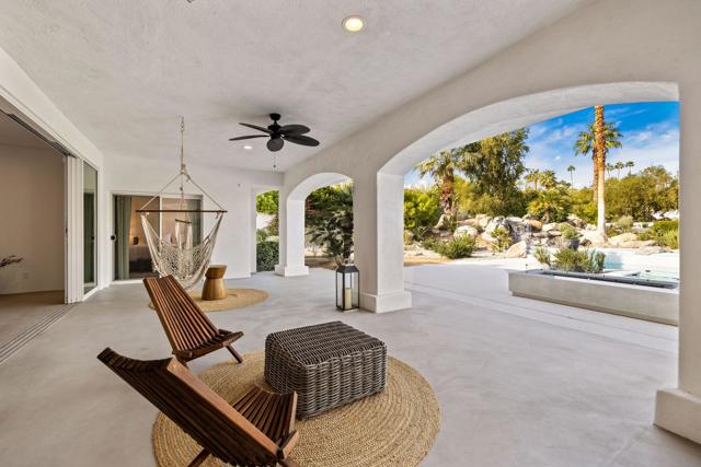 594 W Stevens Road, Palm Springs CA: https://media.crmls.org/mediaz/c733be3f-2211-4697-8b80-e47c4ce609df.jpg