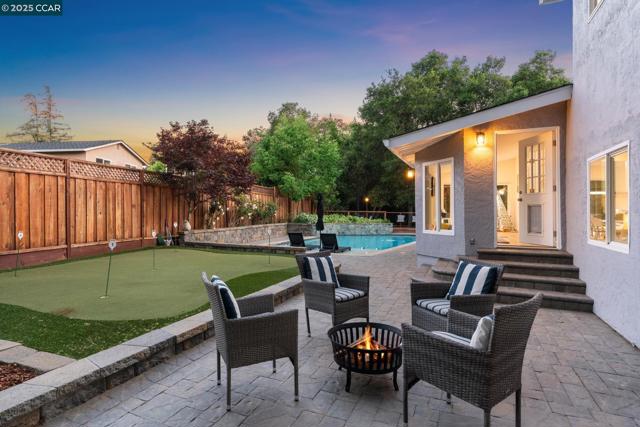 36 Playa Ct, San Ramon CA: https://media.crmls.org/mediaz/c7342721-7657-4fd9-9185-3c76b9fc604c.jpg