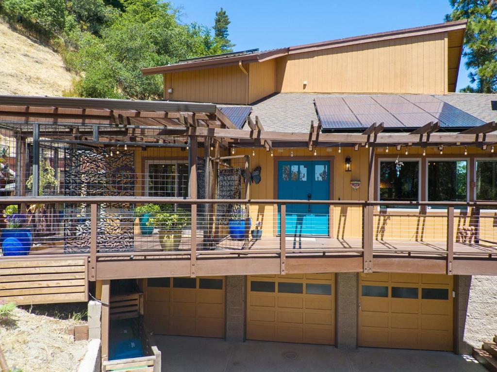 112 Blueberry Drive