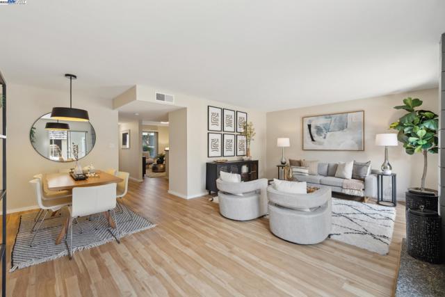 3032 CERRO VISTA, Alameda CA: https://media.crmls.org/mediaz/c735c983-0306-47ba-a412-72aa874f8a31.jpg