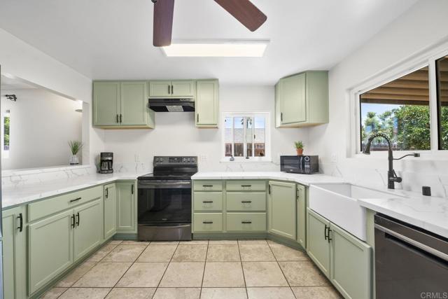 Detail Gallery Image 14 of 37 For 809 Buchanan St, Escondido,  CA 92027 - 3 Beds | 2 Baths