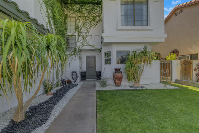 45587 Indian River Rd Road, Indio CA: https://media.crmls.org/mediaz/c7363ca9-71a2-4502-a055-71b827c2b80b.jpg