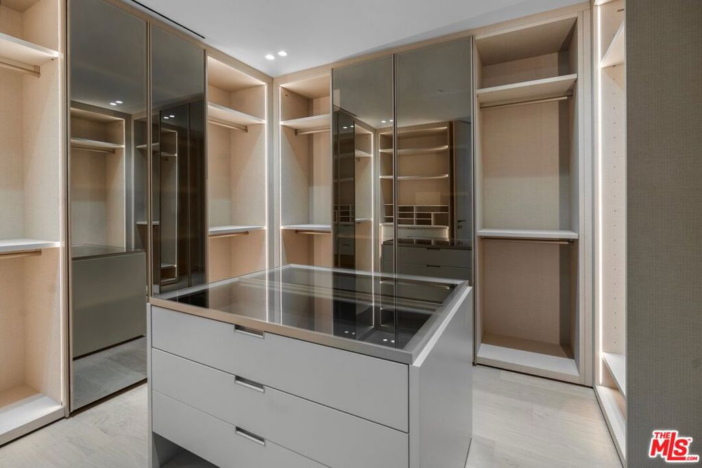 MLS #25600081 image #9