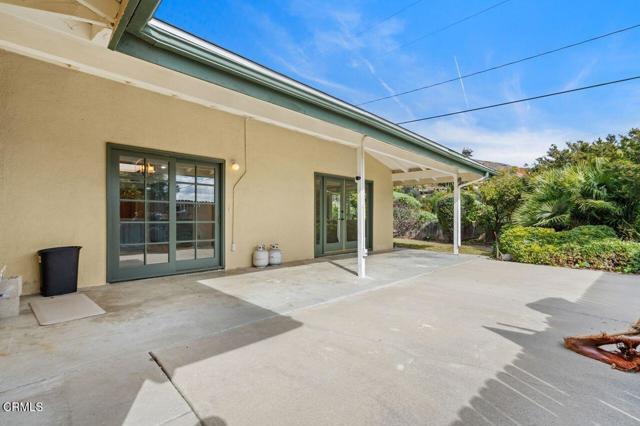1274 Sunnycrest Avenue, Ventura CA: https://media.crmls.org/mediaz/c736983c-7dae-4138-927a-edf9f80d2d69.jpg