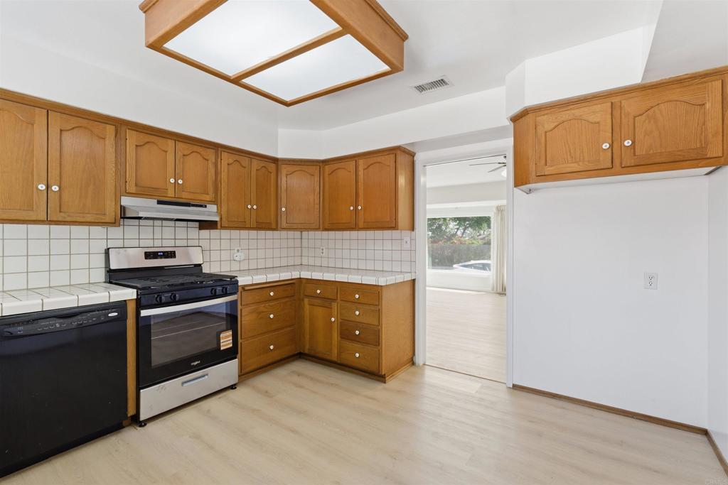 6415 Zena Dr - photo 11