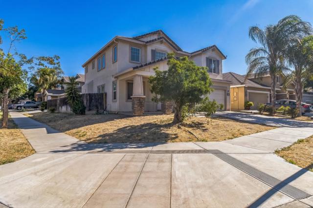 1160 Bellflower Way, Los Banos CA: https://media.crmls.org/mediaz/c737abf1-20ef-4ebb-823b-fa2ac461979d.jpg
