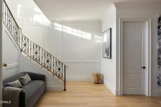 2060 Windover Road, Pasadena CA: https://media.crmls.org/mediaz/c737c0de-aba8-424e-a4e5-8a4930716ea4.jpg