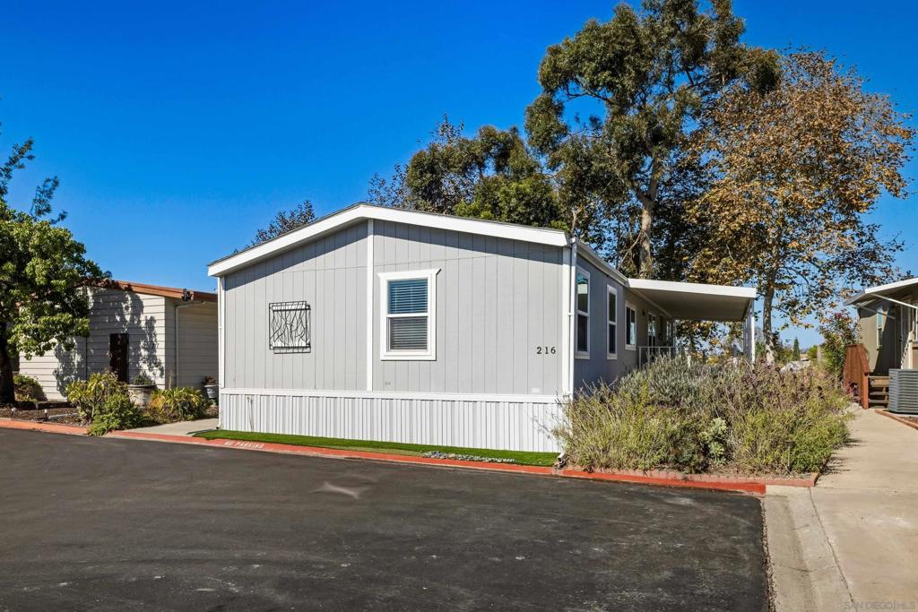 MLS #250042584SD image #7