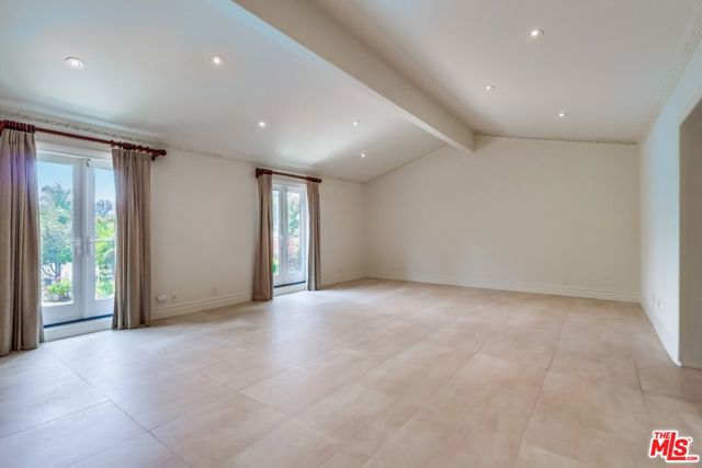 114 S Layton Drive, Los Angeles CA: https://media.crmls.org/mediaz/c7389401-3dc2-4c77-b7ee-621226348f22.jpg