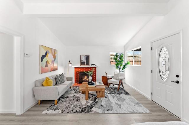 2887 Fordham Street, East Palo Alto CA: https://media.crmls.org/mediaz/c73a8737-8ac1-4267-b001-5f4bde1528d6.jpg