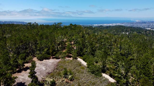 2 Monterra Ranch, Monterey CA: https://media.crmls.org/mediaz/c73aafd8-17a2-4d08-88b0-e6d3a096a4d7.jpg