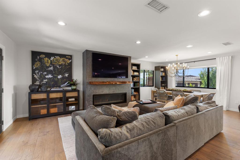 8675 Glenwick Lane - photo 15