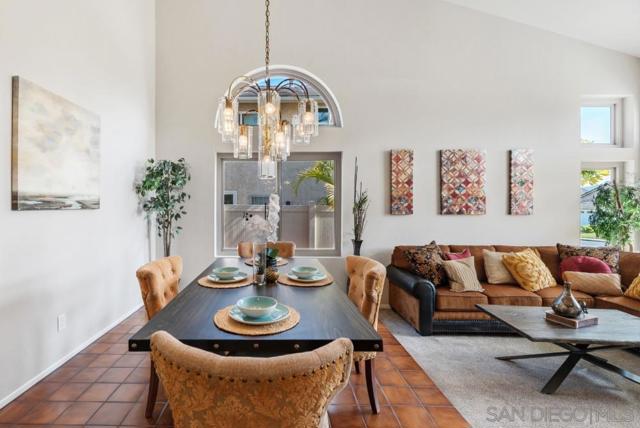 16071 Sun Summit Pt, San Diego CA: https://media.crmls.org/mediaz/c73c6131-24c1-41dd-a89e-cb8fb20cc554.jpg