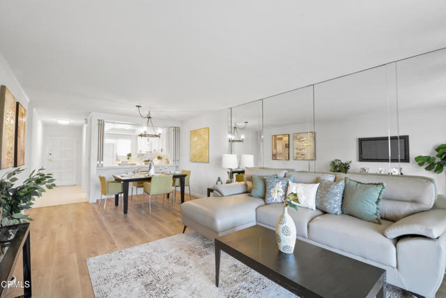 24242 Santa Clara Avenue, Dana Point CA: https://media.crmls.org/mediaz/c73d0cc8-639d-47fa-ab90-0a63cf5b7d51.jpg